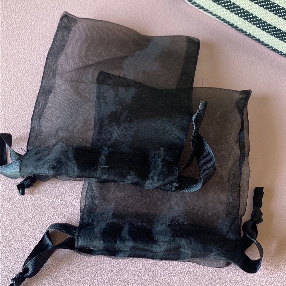 Thirty-one Striped Black and White Jewelry Travel Case - Picture 6 of 6